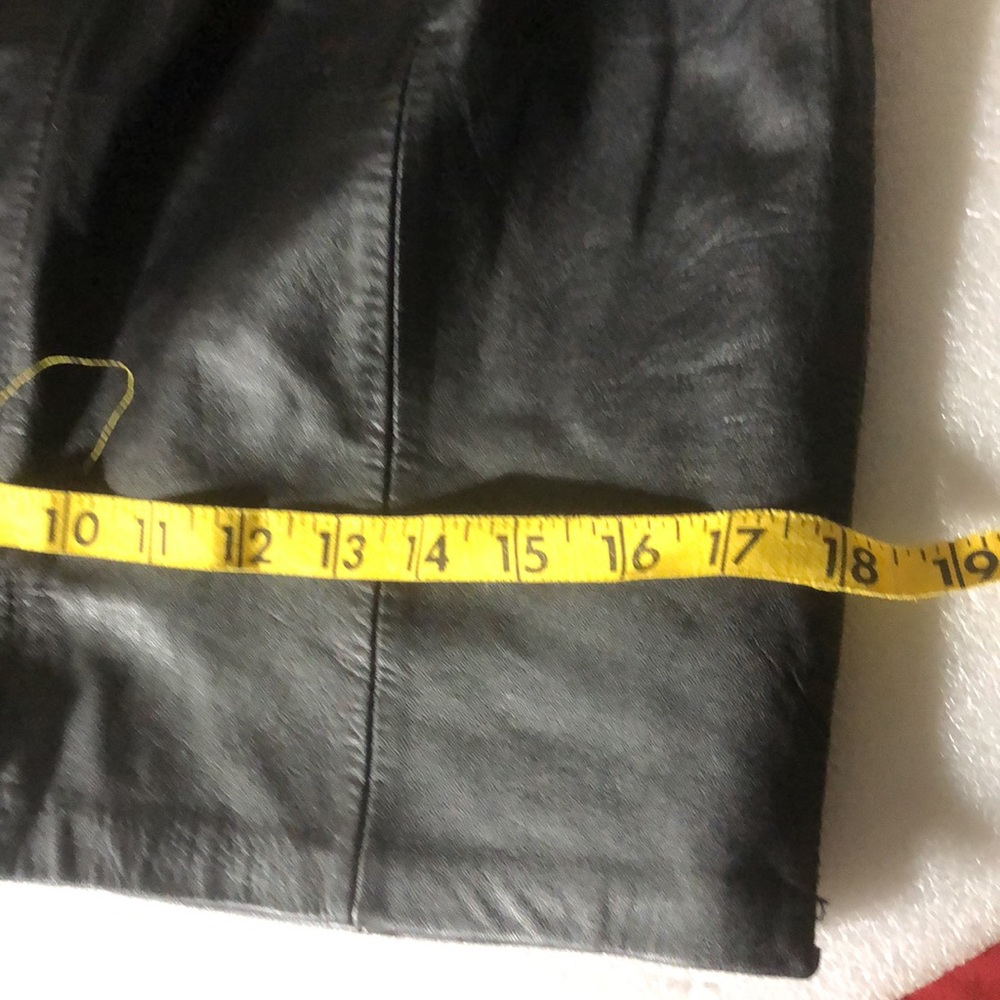 B B Dakota 100% Leather Skirt -Sz 7/ 8 - Picture 11 of 16